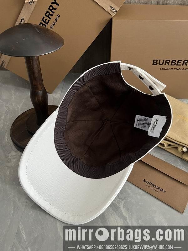 Burberry Hat dx40