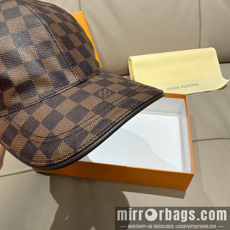 LV Hat 091403