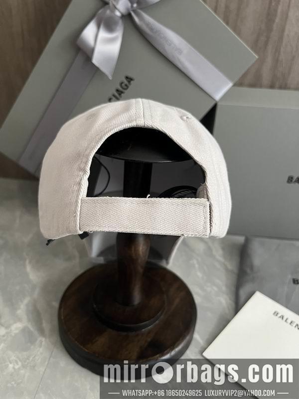 Balenciaga Hat dx41