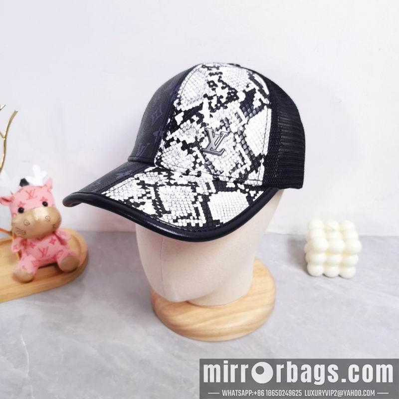 LV Hat dx25