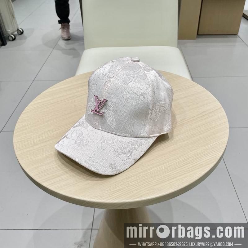 LV Hat 041402