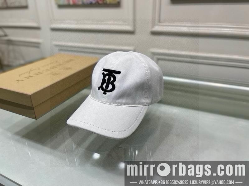 Burberry Hat 083001