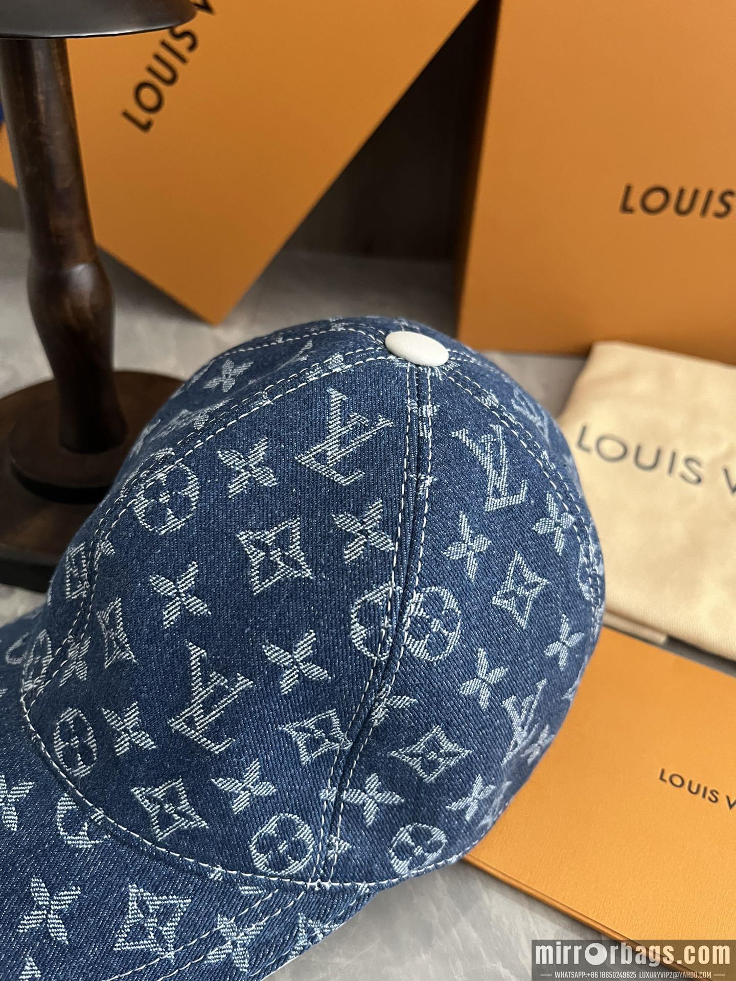 LV Hat dxn05