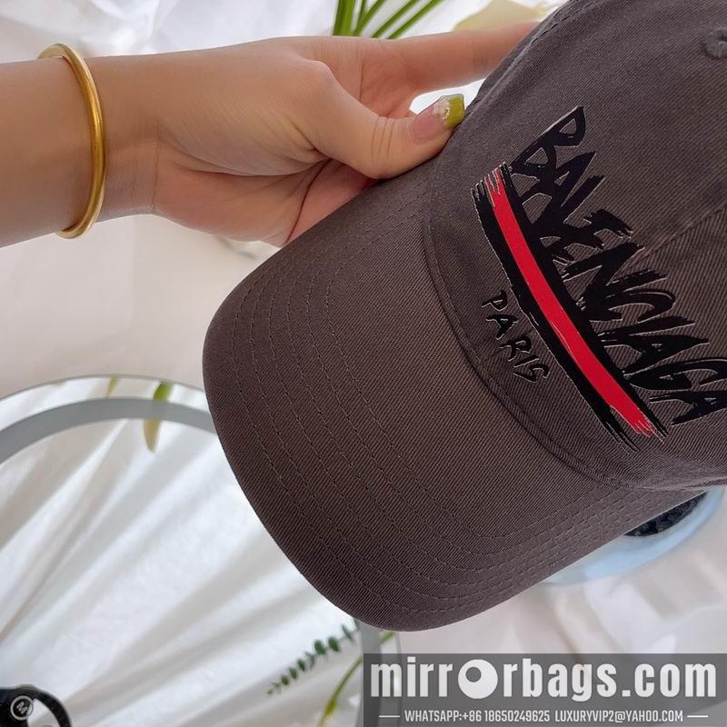 Balenciaga Hat dx27