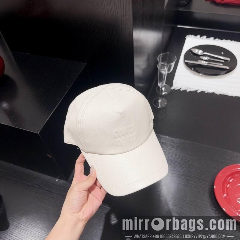 Miumiu Hat 082601