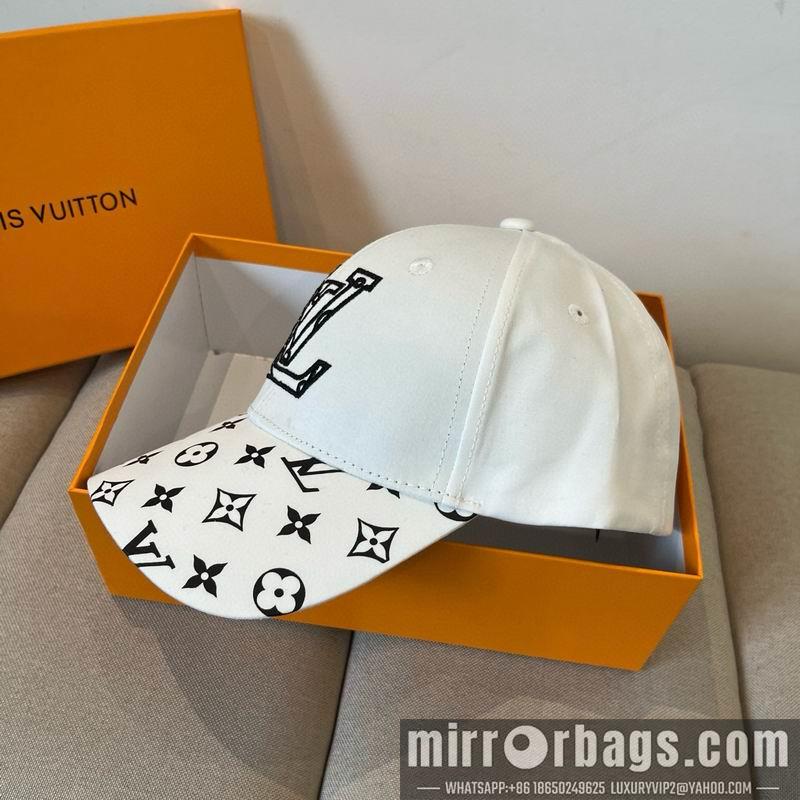 LV Hat dx38