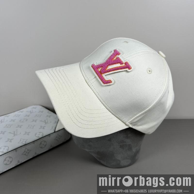 LV Hat dx15