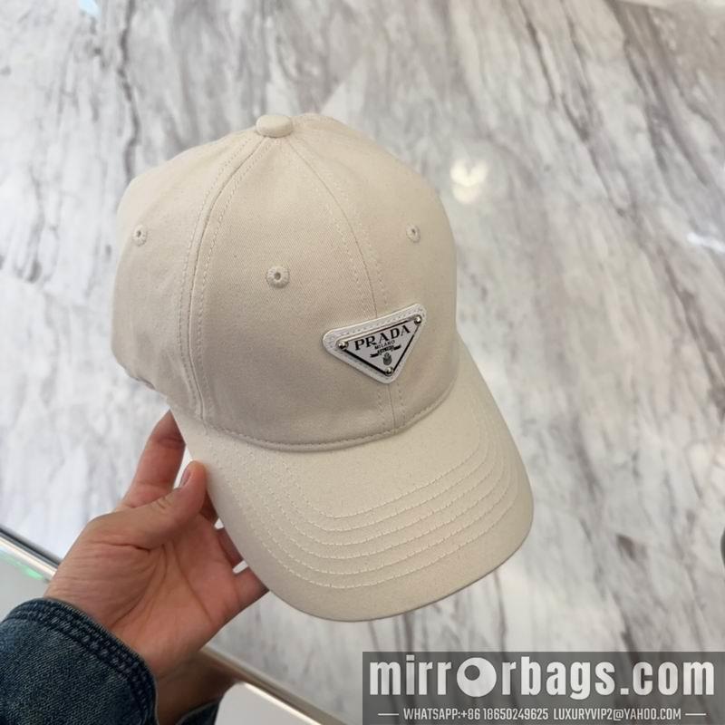 Prada Hat dx18