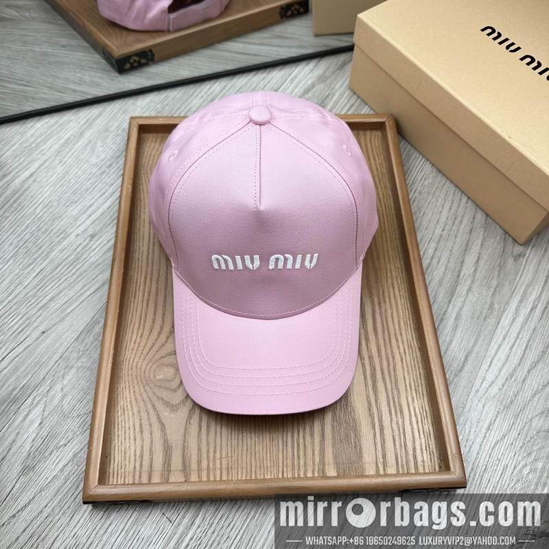 Miumiu Hat dx60