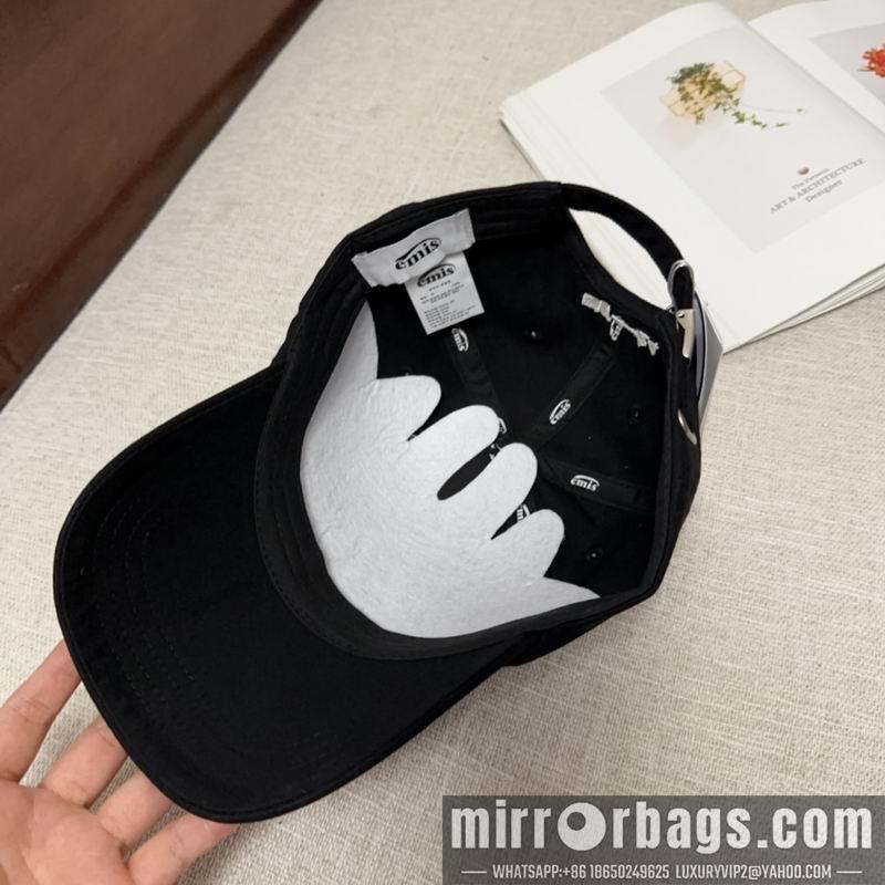 Emis Hat dx06