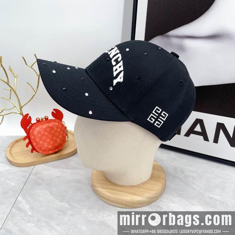 Givenchy Hat dx09
