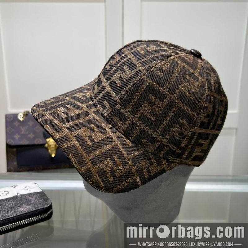 Fendi Hat dx32