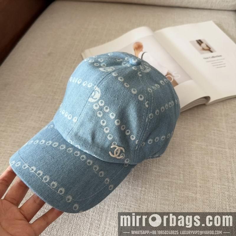 Chanel Hat dx17