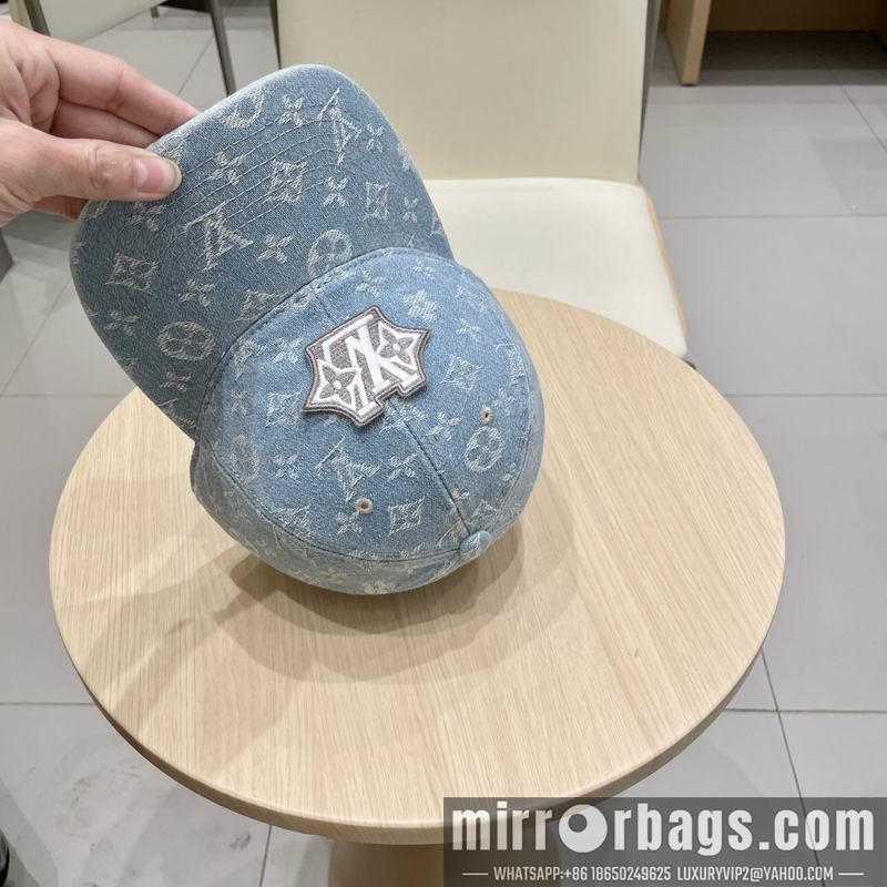 LV Hat 030747