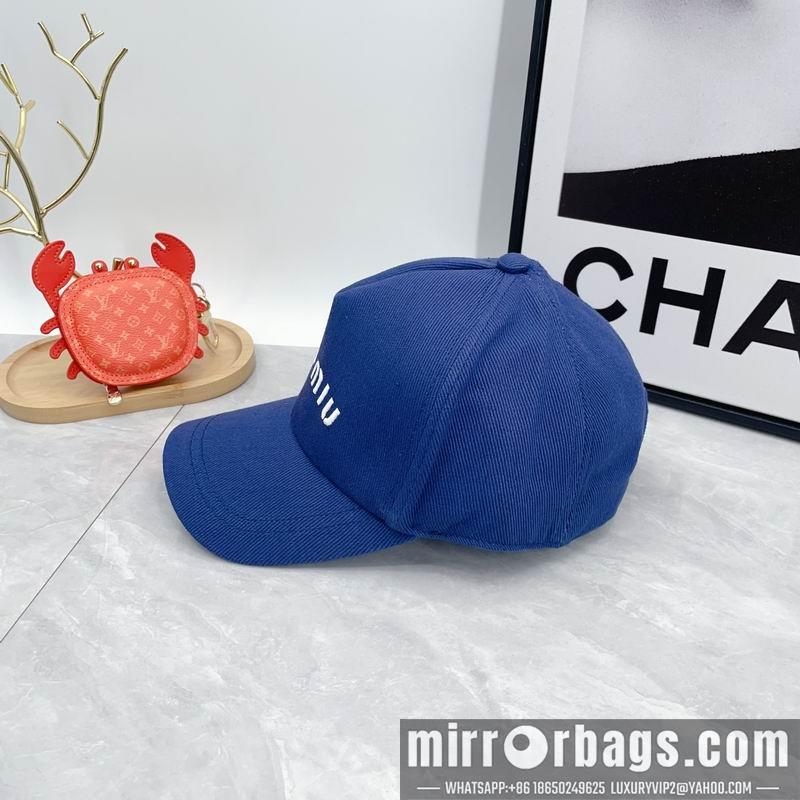 Miumiu Hat dx03