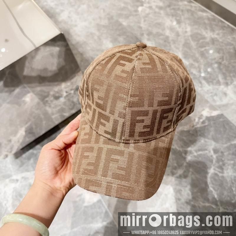 Fendi Hat dx28