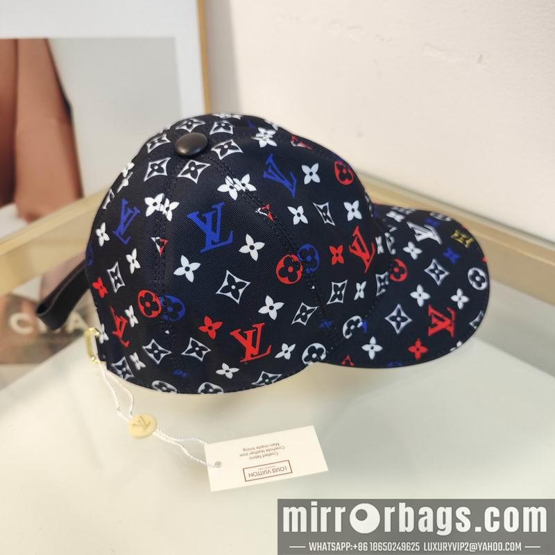 LV Hat dx135