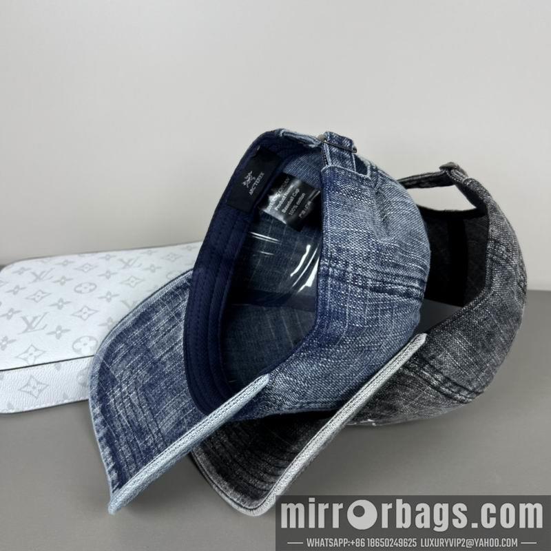 Arcteryx Hat dx16