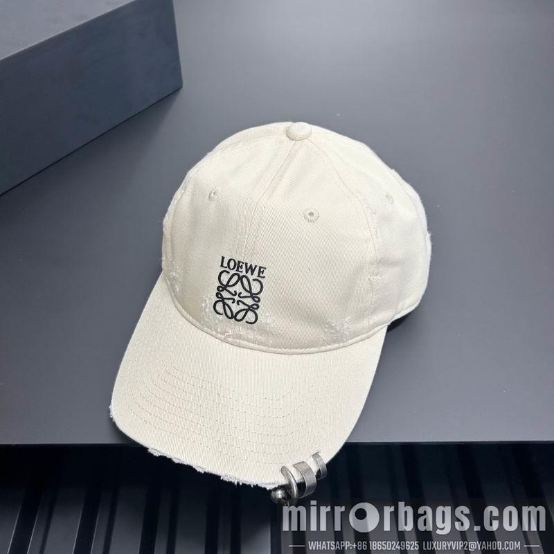 Loewe Hat dx41