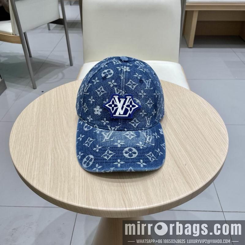 LV Hat 030747