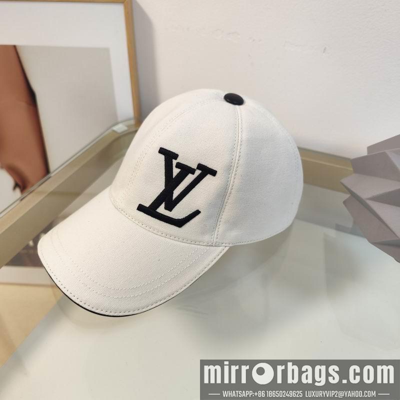 LV Hat dx111