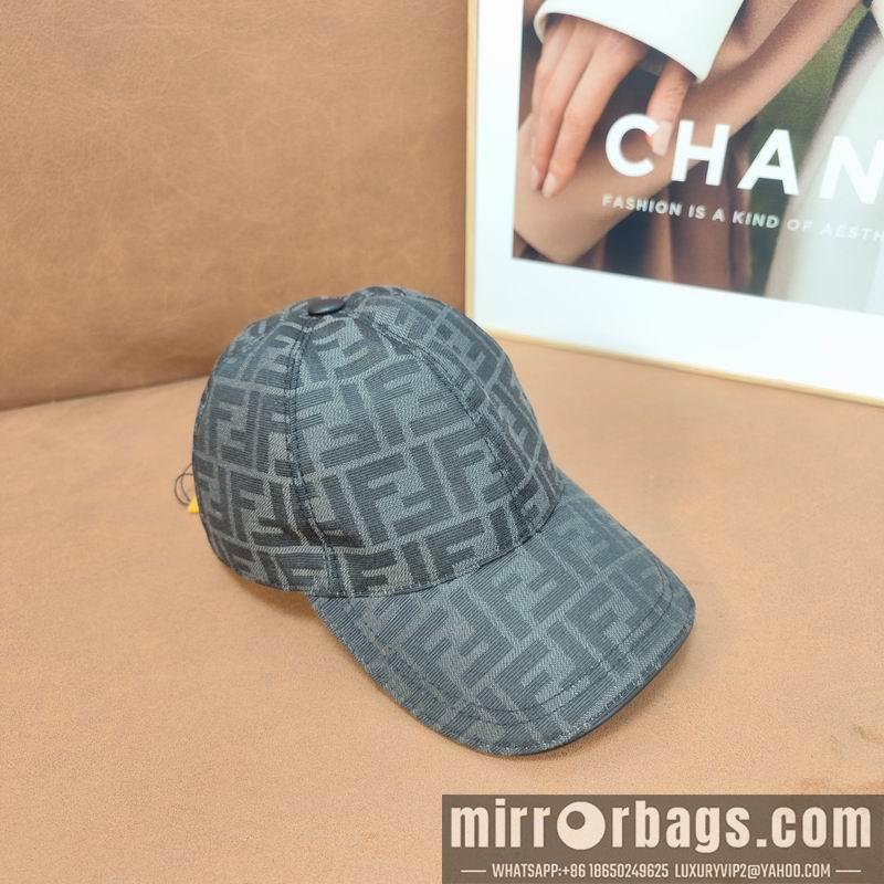 Fendi Hat dx43