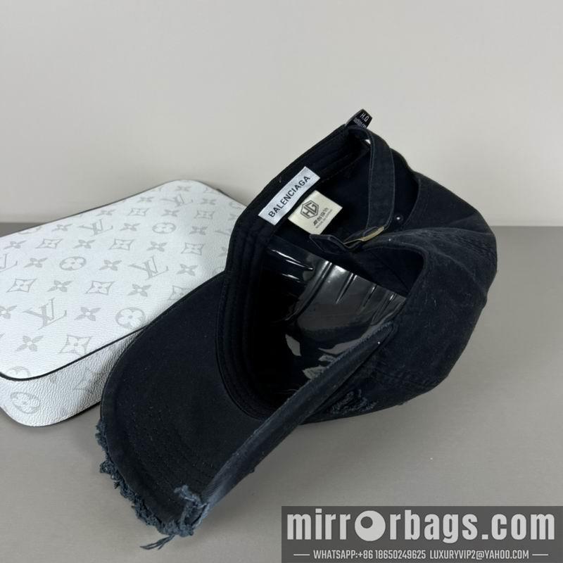 Balenciaga Hat dx81