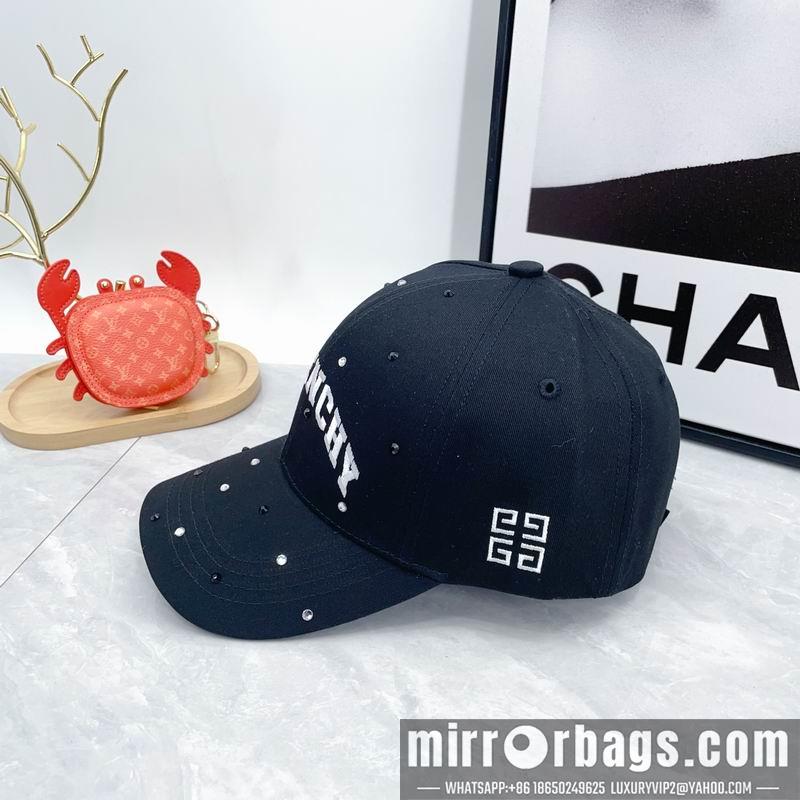 Givenchy Hat dx09