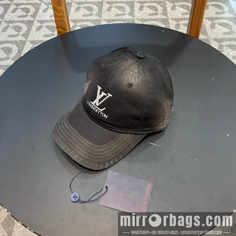LV Hat 020802