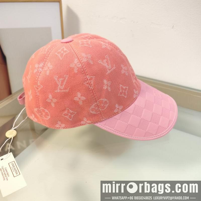 LV Hat dx136