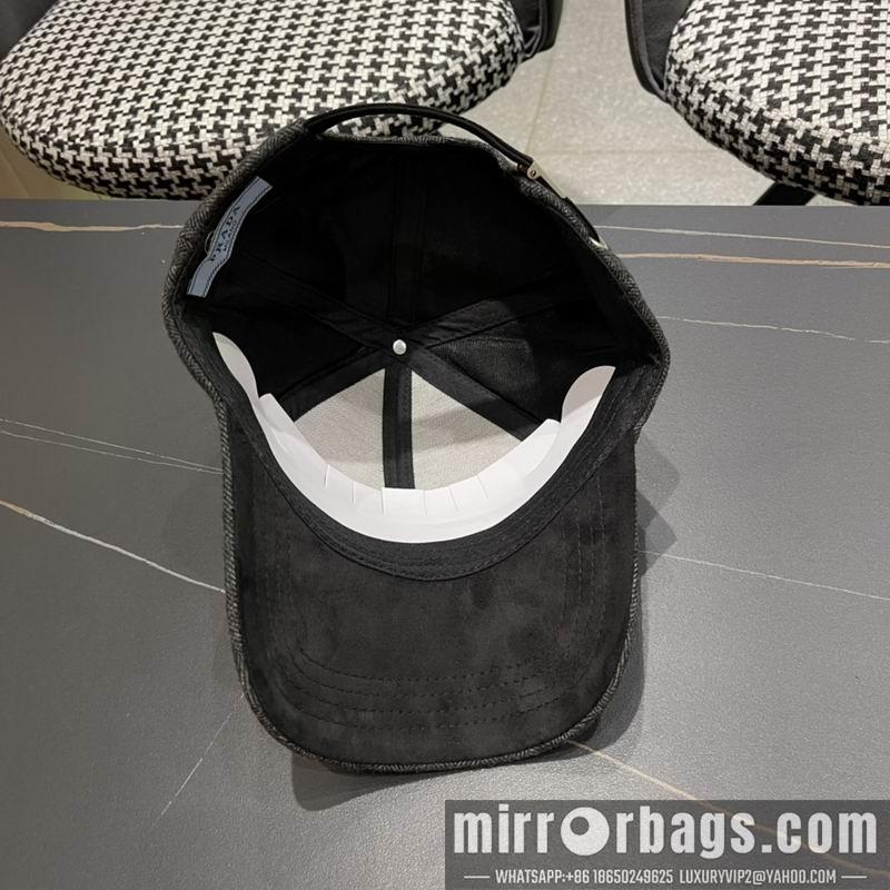 Prada Hat 081002