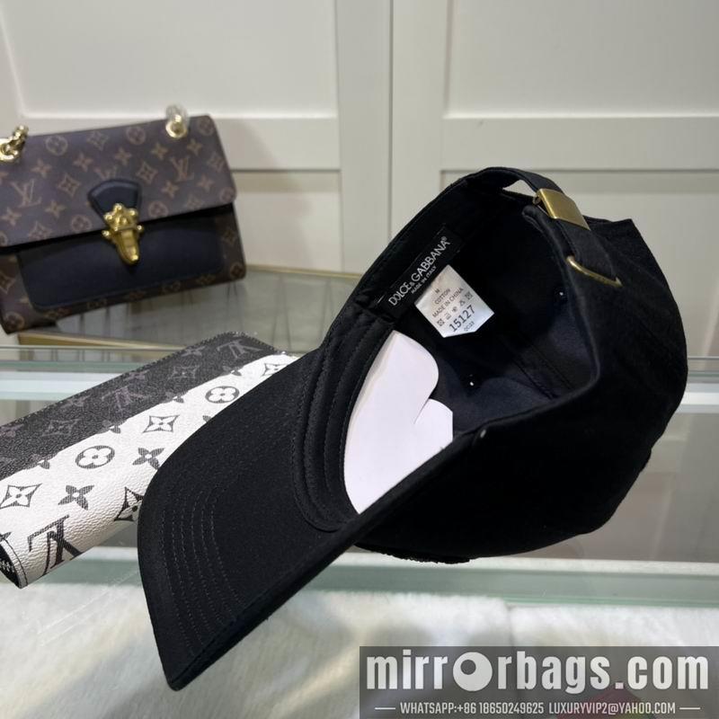 DG Hat 050701