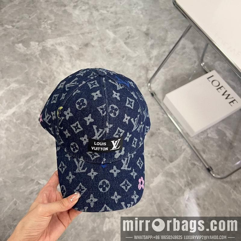 LV Hat 082604