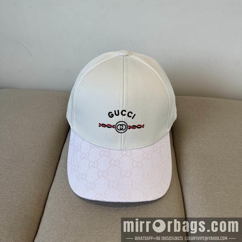 Gucci Hat dx30