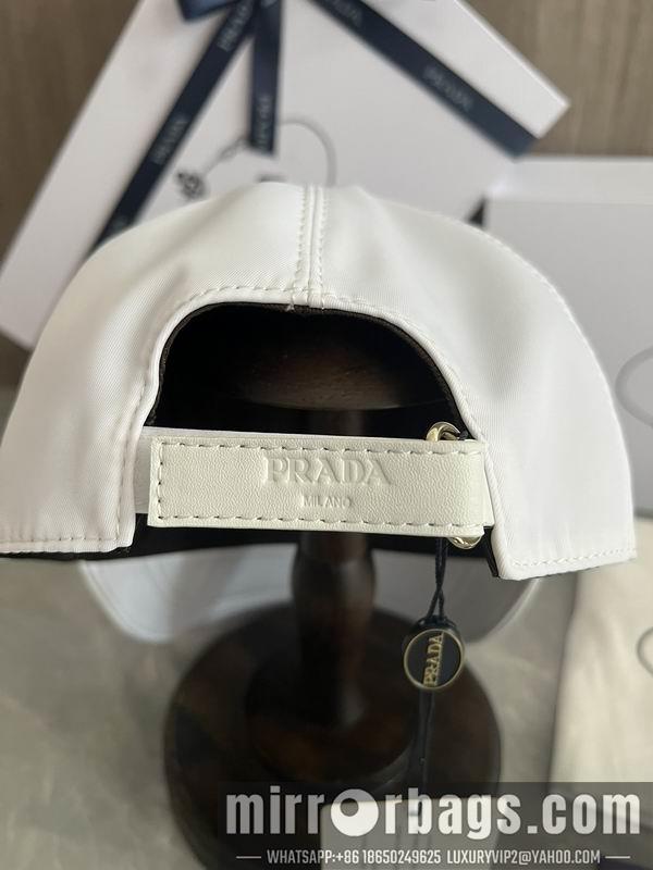 Prada Hat dx48