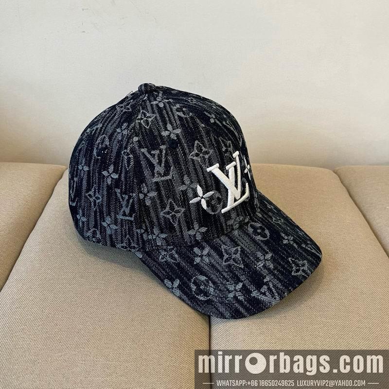 LV Hat dx42