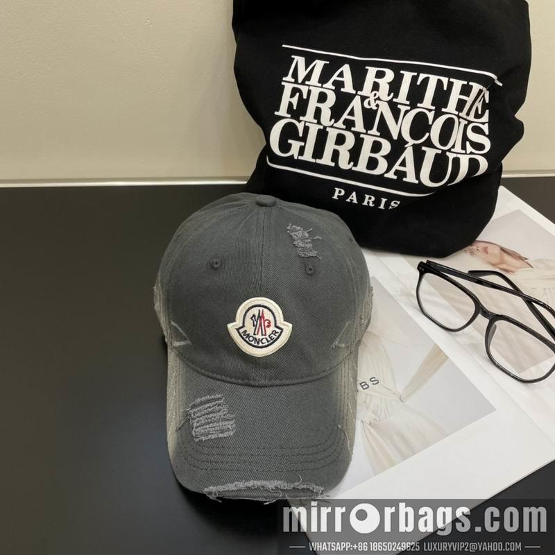 Moncler Hat 042601