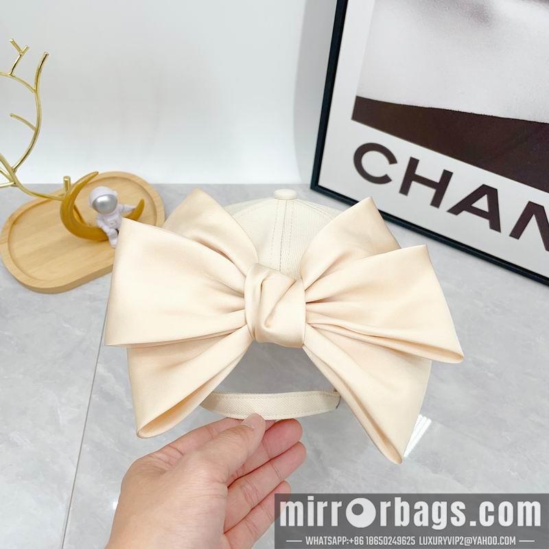 Miumiu Hat dx08