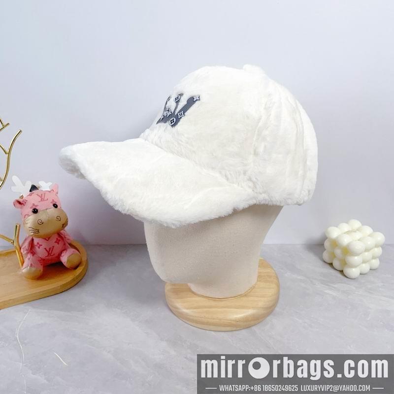 LV Hat dx100