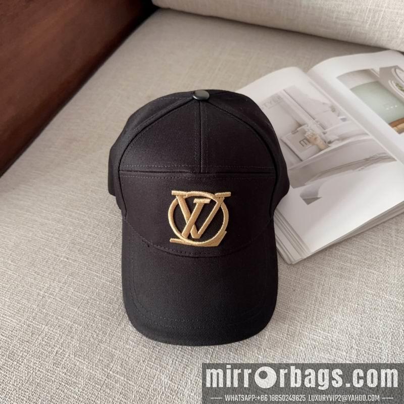 LV Hat dx26