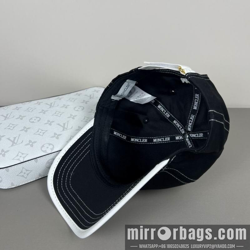 Moncler Hat dx40