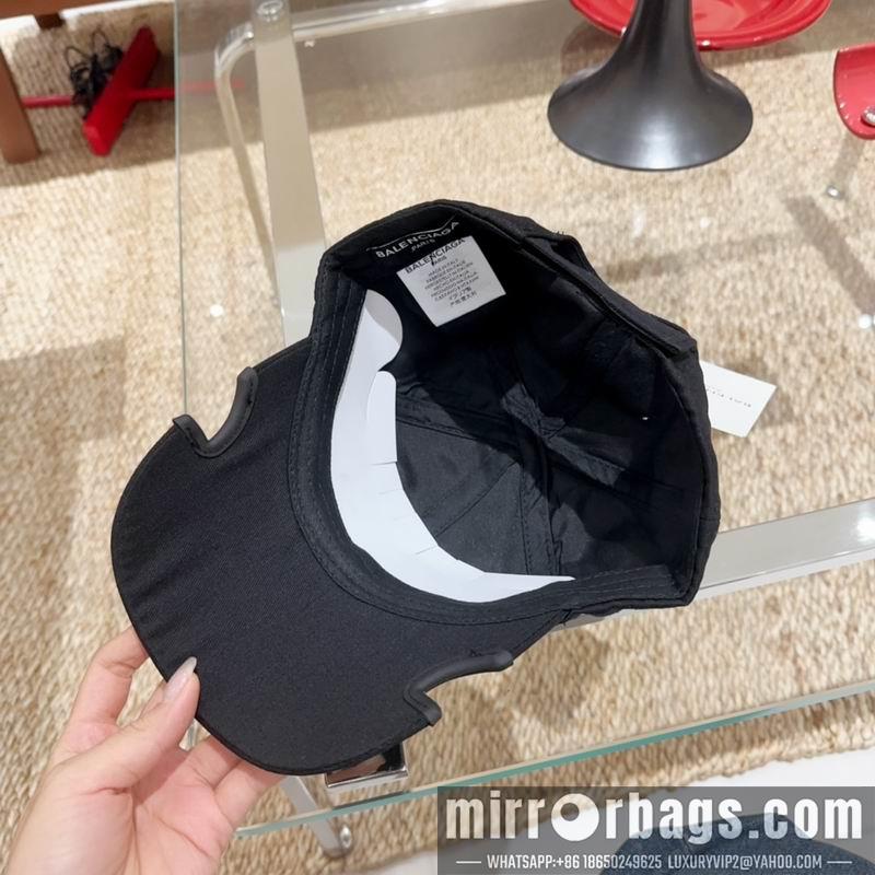 Balenciaga Hat 081402