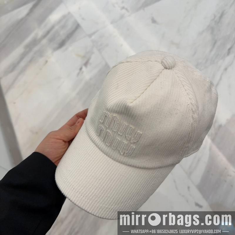 Miumiu Hat dx37