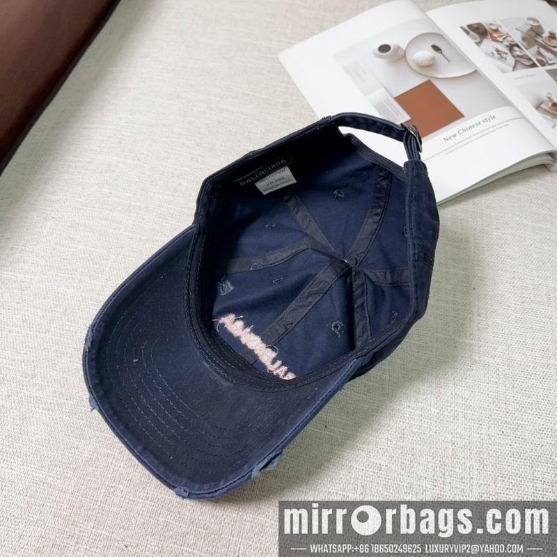 Balenciaga Hat dx115