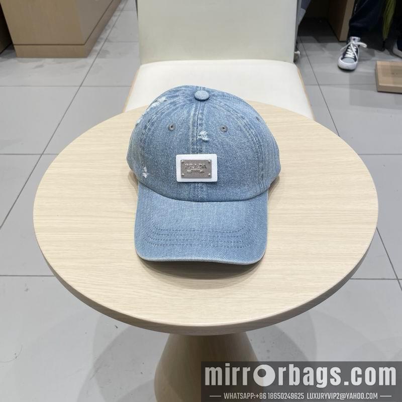 Prada Hat 040201