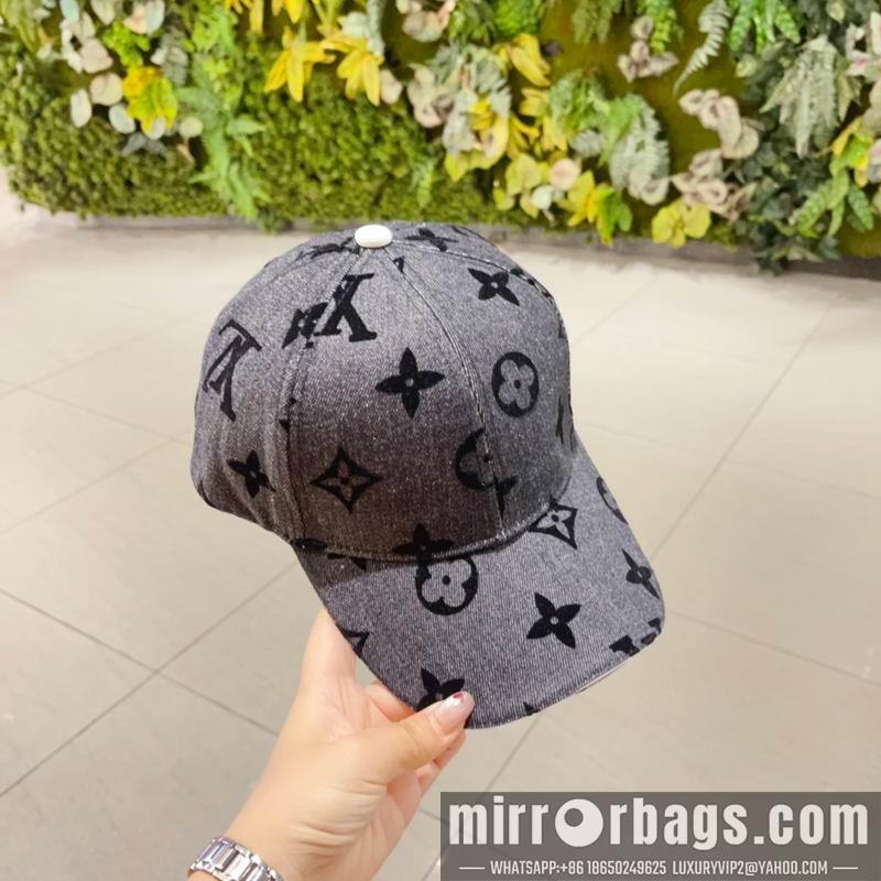LV Hat 102803