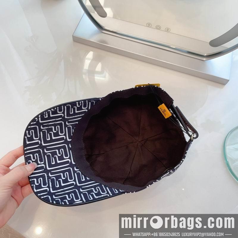 Fendi Hat dx58
