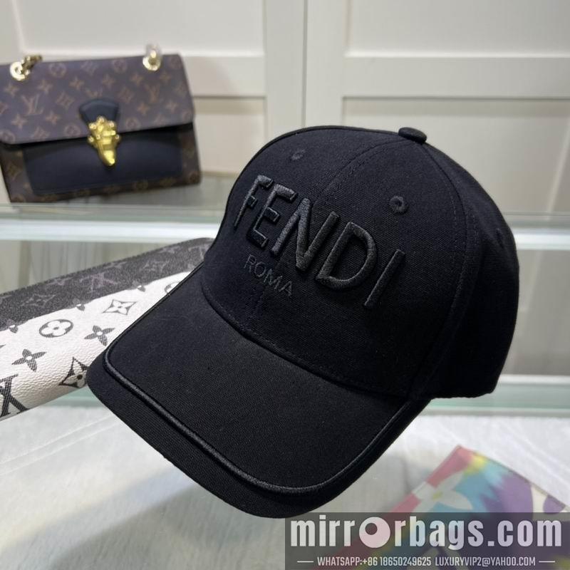 Fendi Hat dx03