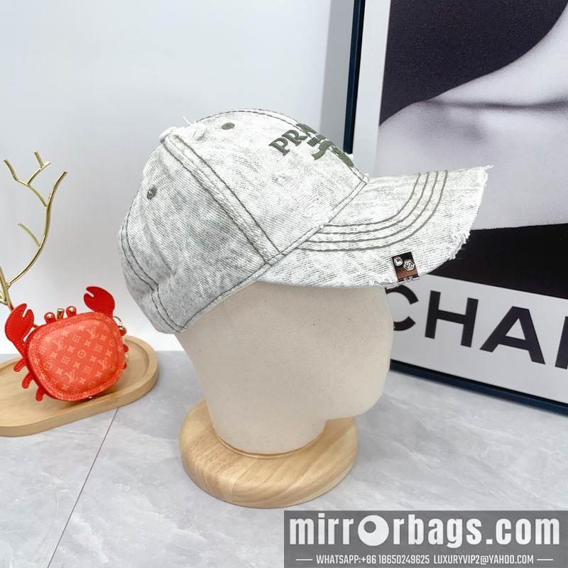 Prada Hat dx14