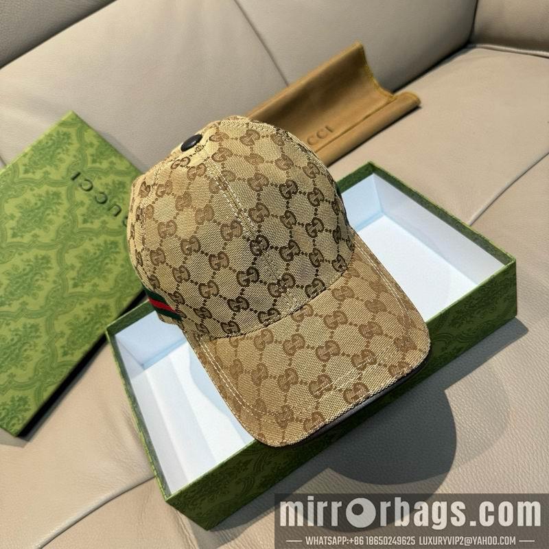Gucci Hat dx30
